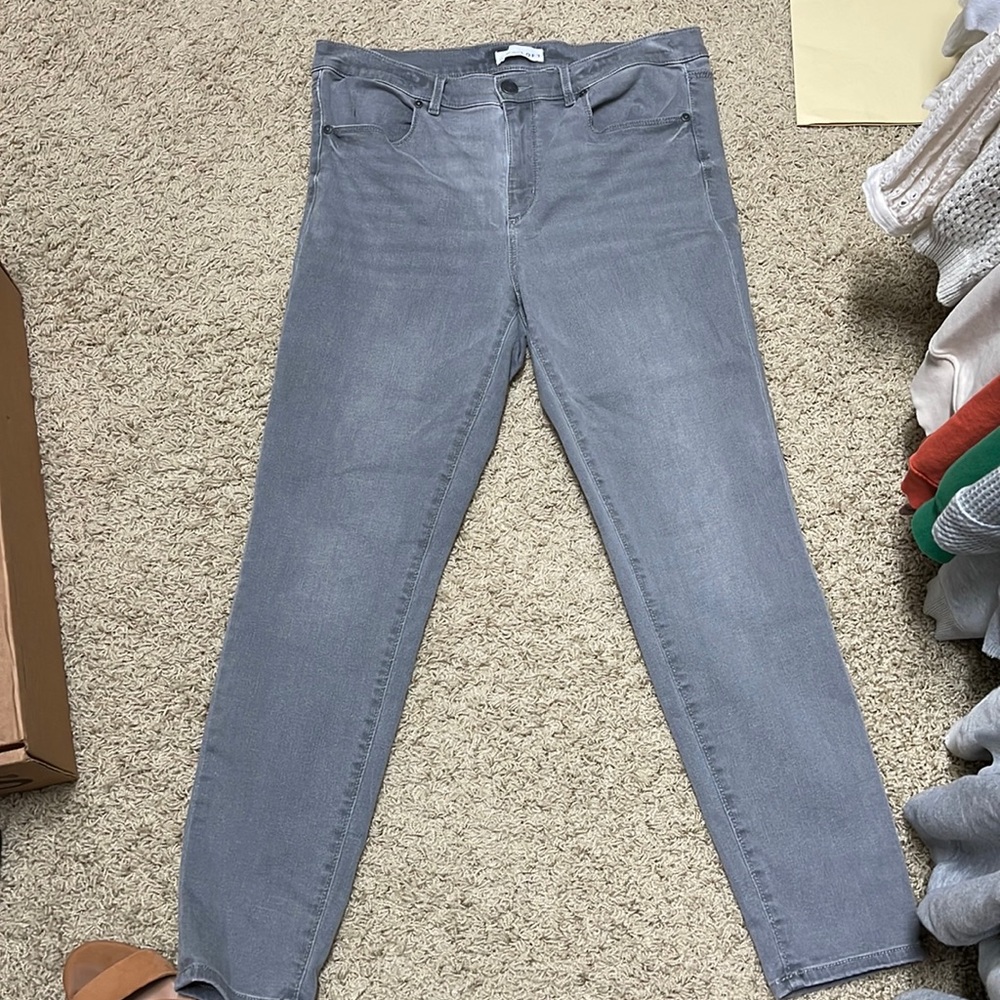 4/$15 LOFt grey jeans size 12